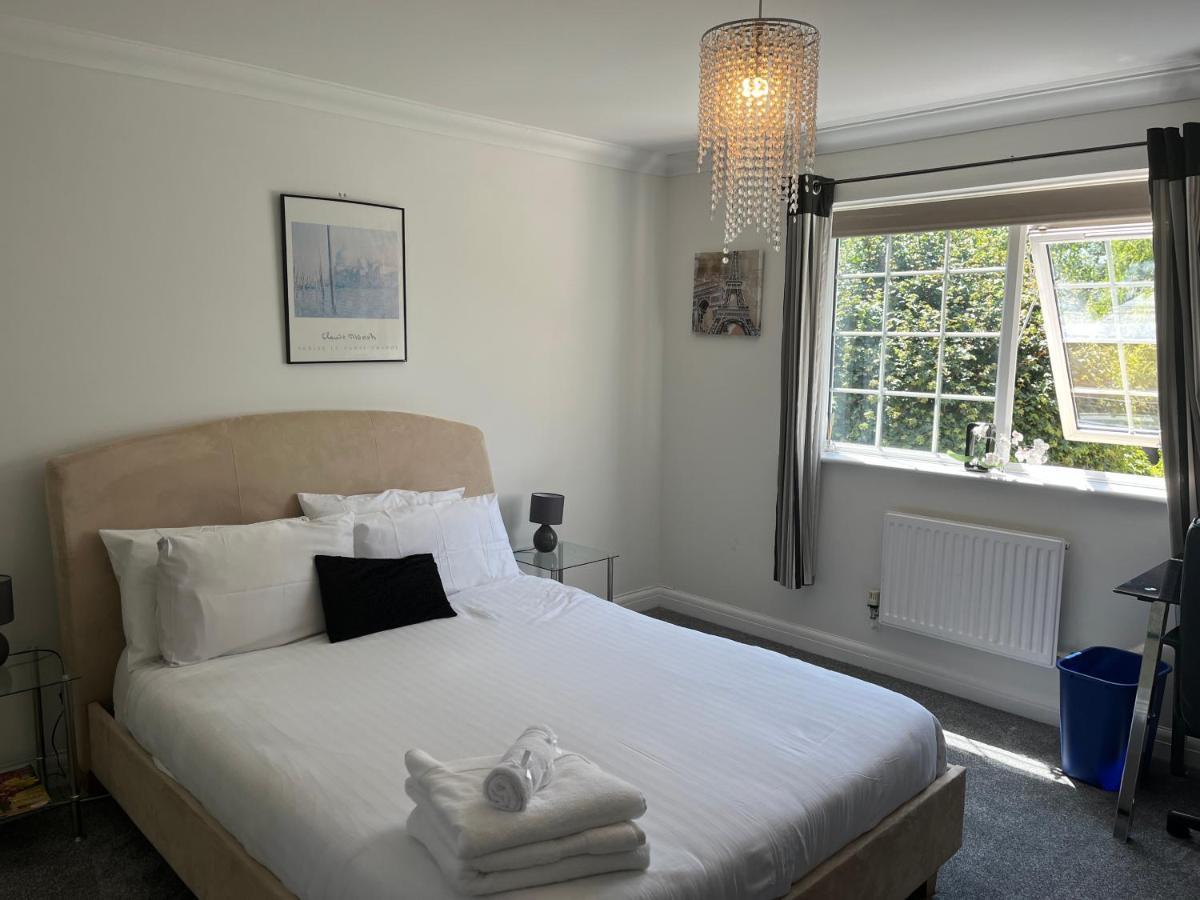 Bed and Breakfast Sleepneat Ascot  Exterior foto