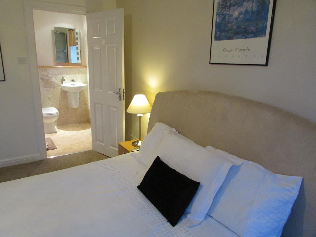Bed and Breakfast Sleepneat Ascot  Habitación foto