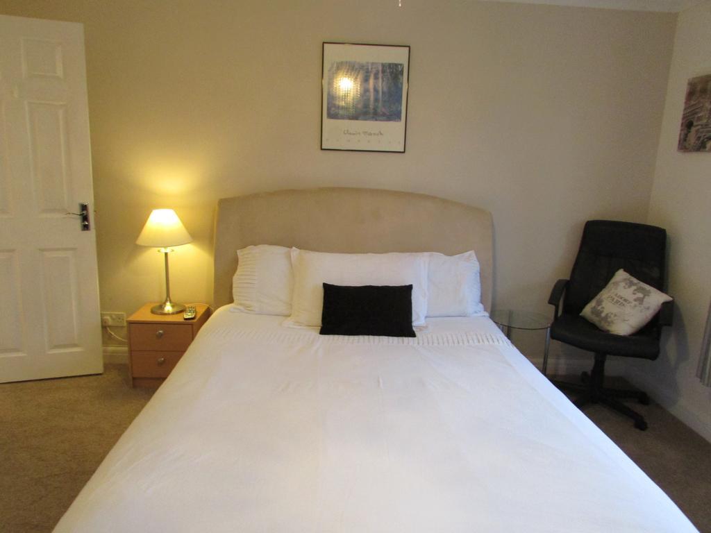 Bed and Breakfast Sleepneat Ascot  Habitación foto