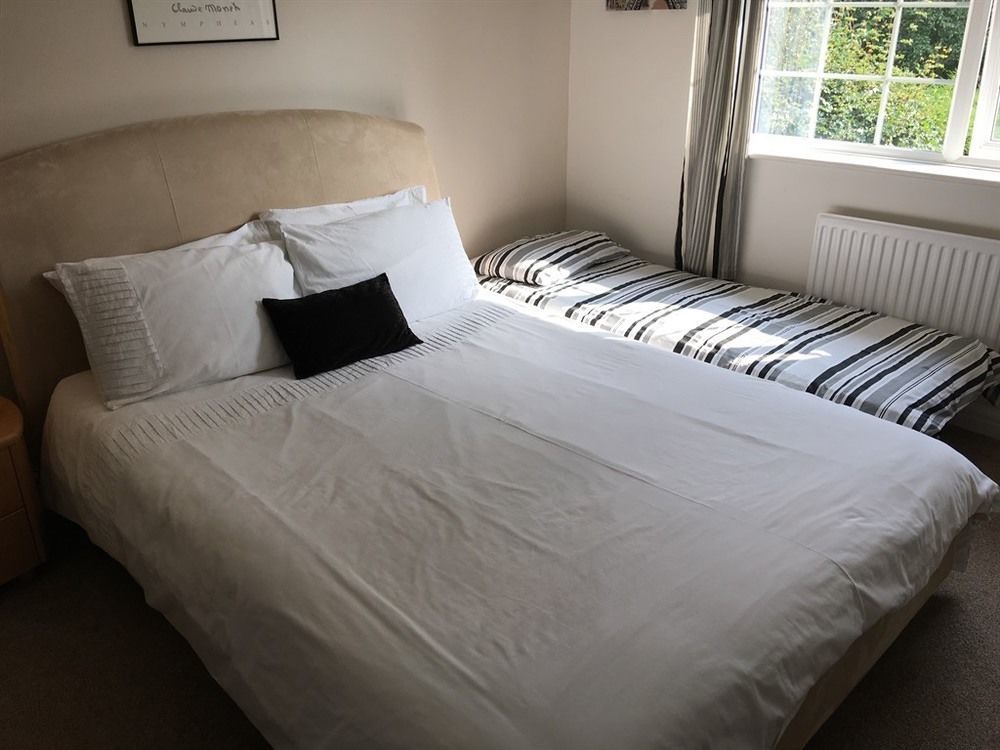 Bed and Breakfast Sleepneat Ascot  Exterior foto